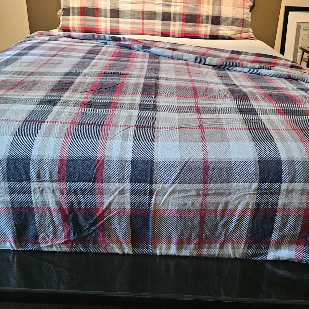 THE SEASONS COLLECTION FLANNEL FLAT SHEET PILLOW CASES QUEEN SIZE PLUS EXTRA - Picture 2 of 7